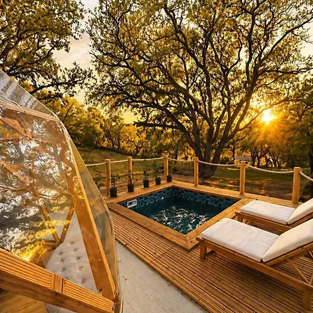 Dome Du Domaine L'aria Luxury tent